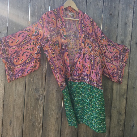 Arnhem Rare Vintage Wattlebird Kimono in Liberty - Picture 4 of 7